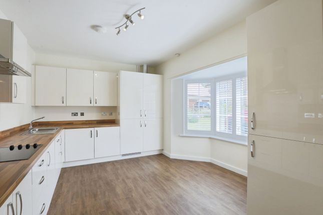 6, Millet Way, Worcestershire photo 2