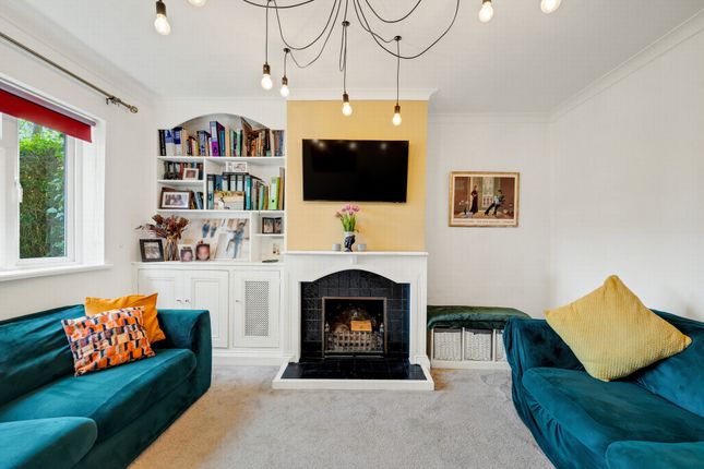 16, Biddenden Way, London photo 4