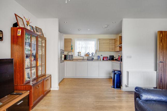 5, Cornelius House, Handley Page Road, Barking photo 4