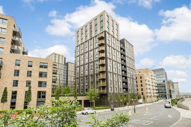 1-bed flat on 33 Cedar House, Engineers Way, Wembley, £370,000