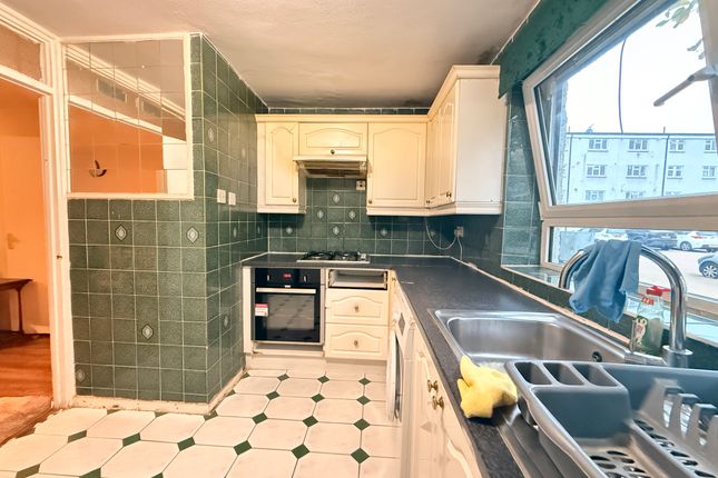 374, Convent Way, Southall photo 4