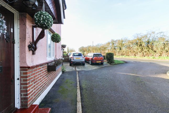 254, Wakering Road, Southend-On-Sea photo 4