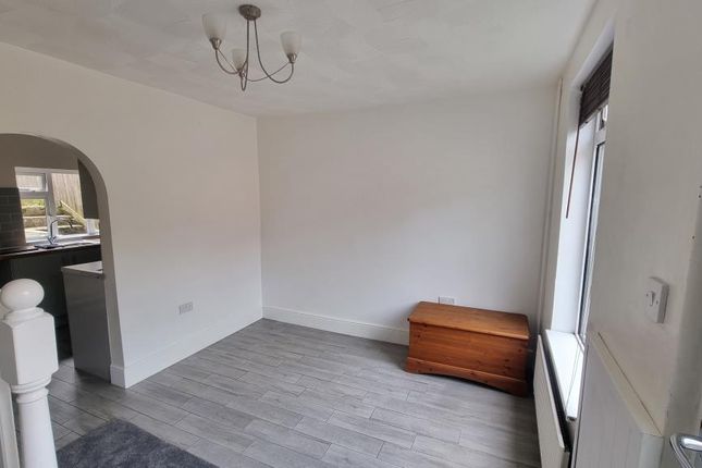 Thumbnail Terraced house to rent in Kingshill Road, Old Town