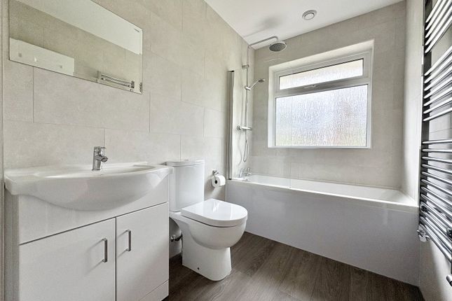10, Vincent Road, Chichester photo 4