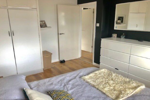 Flat to rent in Mayfield Court, Brighton