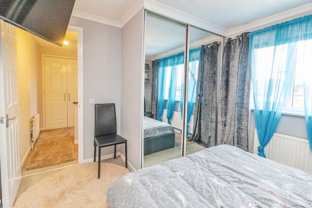 2, Launceston Court, Milton Keynes photo 3
