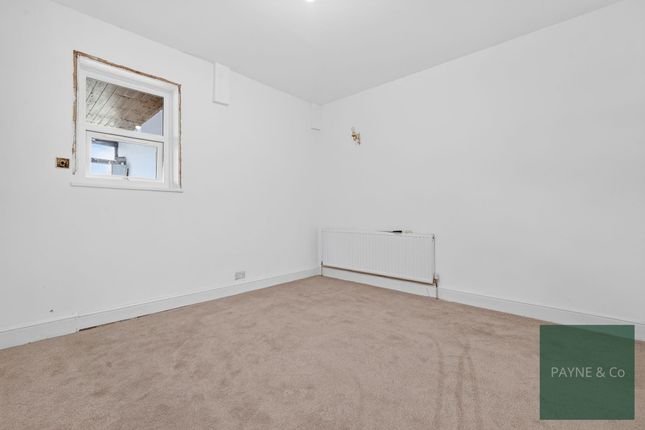 27 Cecil Road, Ilford photo 4