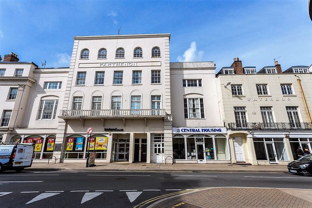 Homes for Sale in Leamington Spa - 3f9953a0873eD76e65D4bbf5D3e5575e20a171f7