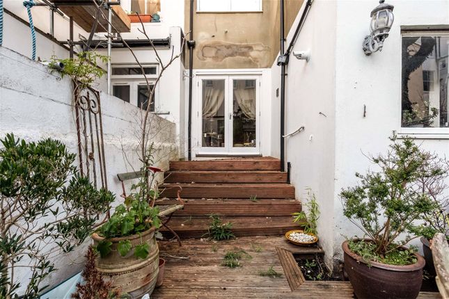 Flat for sale in Melville Road, Hove