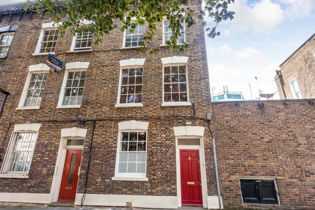 Maisonette for sale in Beatty Street, London