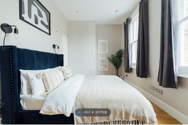 Flat D, Devonshire Road, London photo 5