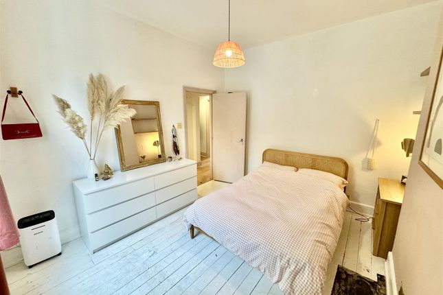 Flat 2, 59, St. Helens Road, Hastings photo 4