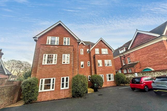 Photo-2025-11-18-16-28-35 (3).Jpg