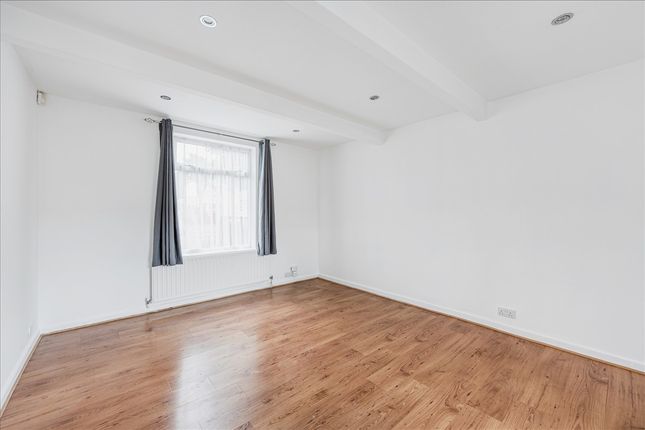 209, Noel Road, London photo 4