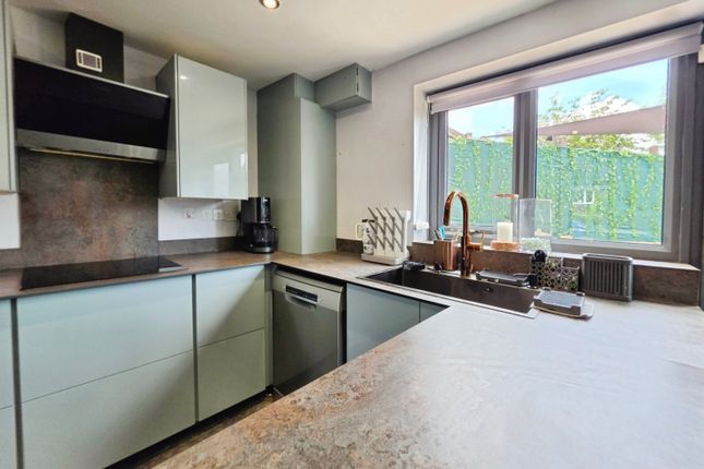 65, Springfield Road, Biddulph photo 4