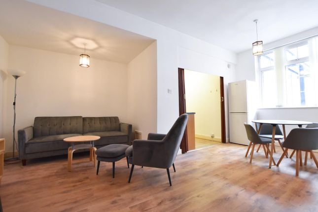 Thumbnail Flat to rent in Hanover Gate Mansions, Park Road, London