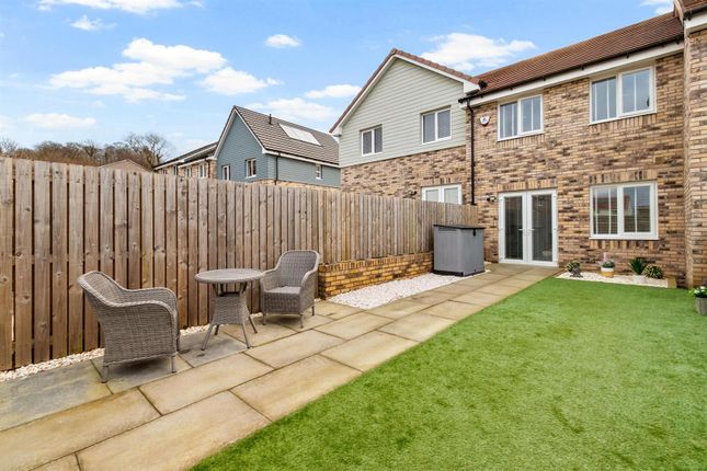 37, Garshake Wynd, Dumbarton photo 4