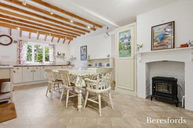 2, Brook Street, Dunmow photo 3