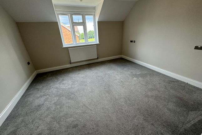 Buddleia View, Houghton Regis photo 5