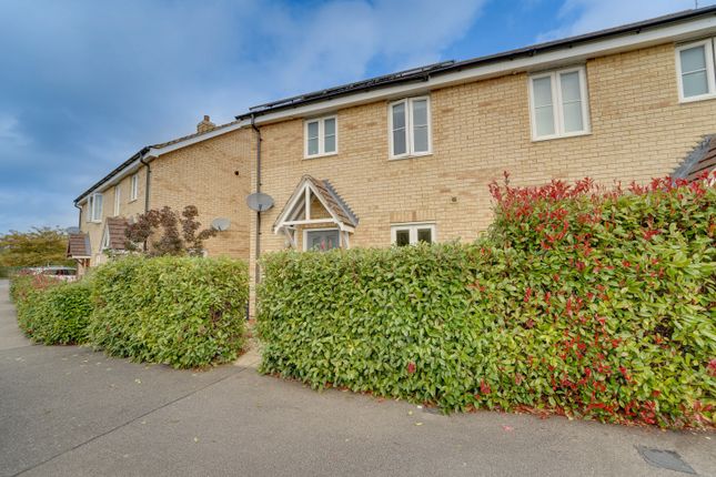 29, Fiona Way, Bedford photo 4