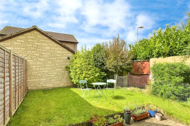 116, Dovehouse Close, Witney photo 4