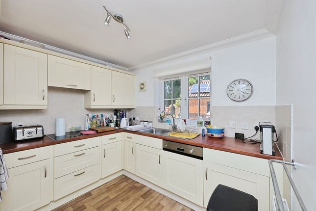 2, Bilney Mews, Bilney Hall, Dereham photo 4