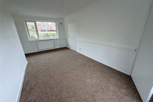 8, Holly Park, County Durham photo 5