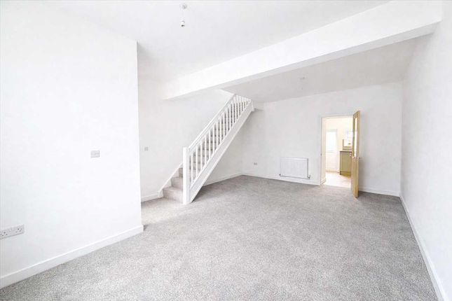 6, James Terrace, Ynyshir photo 4