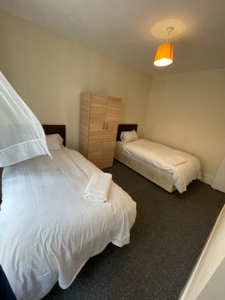 Thumbnail Flat to rent in Penfold Place, London