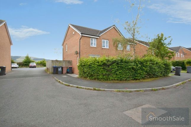 46, Weavers Avenue, Frizington photo 2