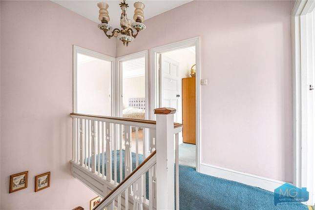 220, East End Road, London photo 4