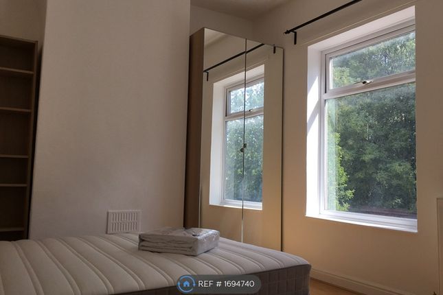 Littleton Road, Salford photo 3