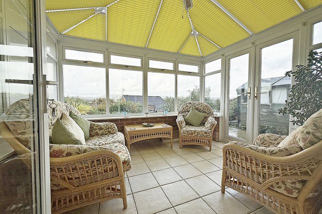 32, Maes Cefn Mabley, Pontyclun photo 2