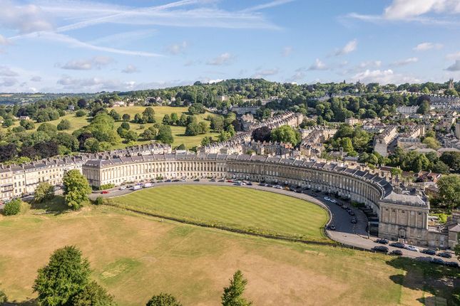 25, Bath, Bath photo 4