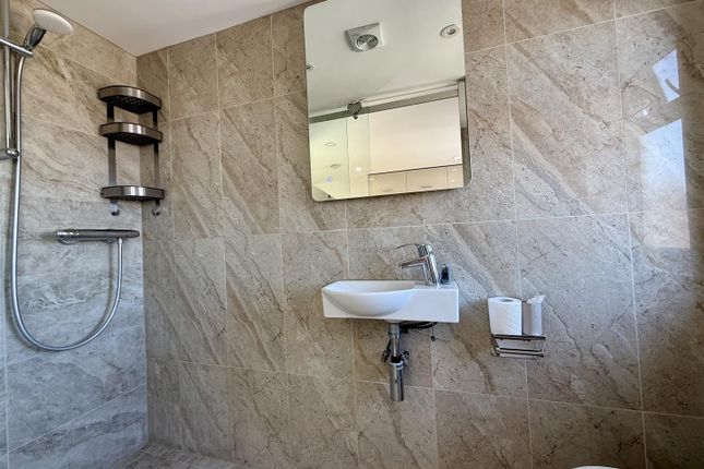 40, Baylis Road, Slough photo 3