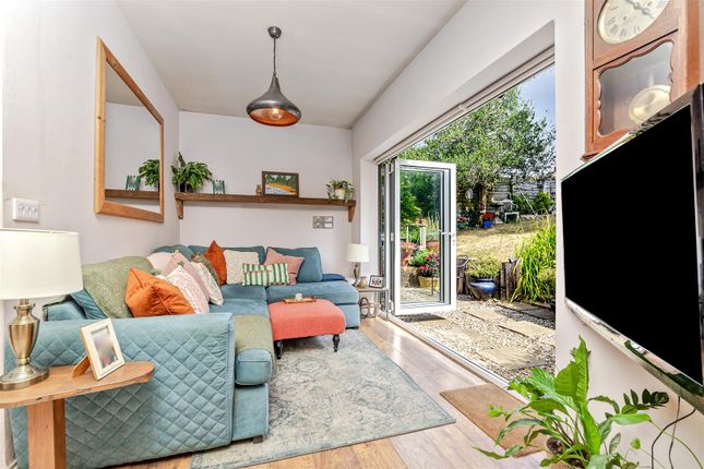27, Netherway, St. Albans photo 4