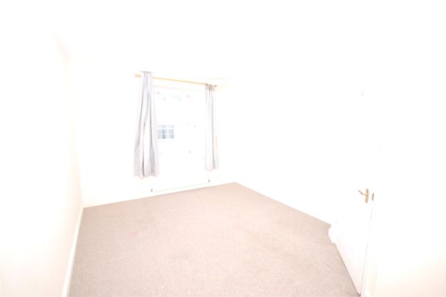 Flat 1,, Regis House, Axminster photo 5