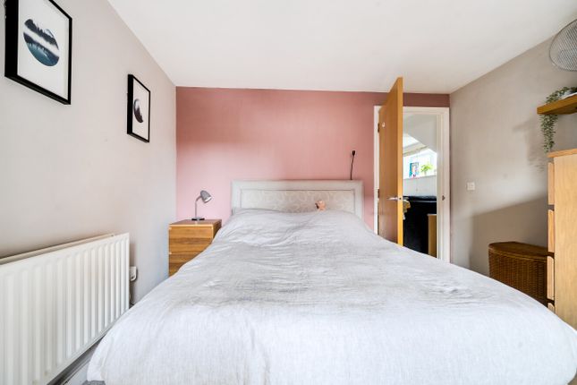 Flat One, Bleaches Court, Chichester photo 4