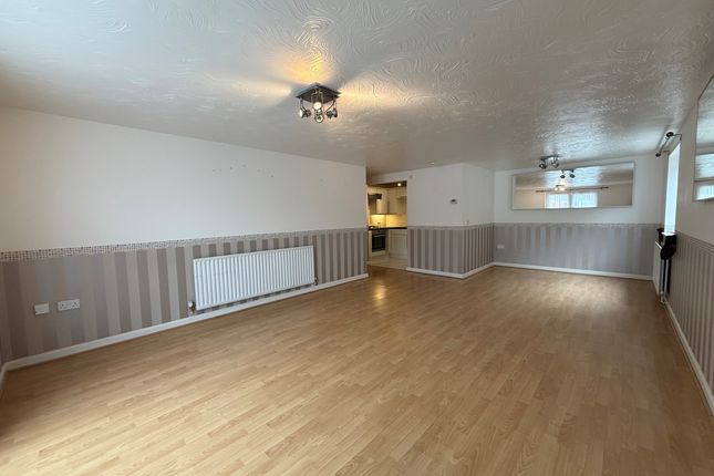Flat 3, Denby Court, Kappler Close, Nottingham photo 3