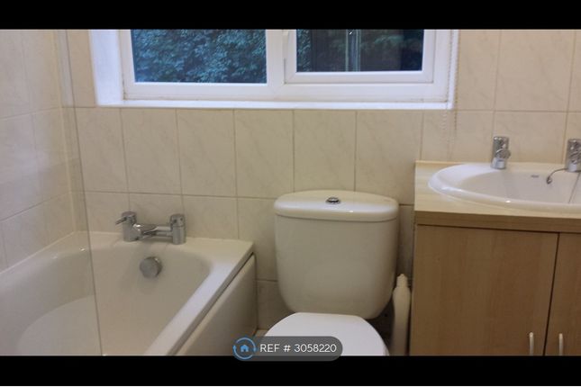 Gregory Court, Dale Road, Purley photo 5