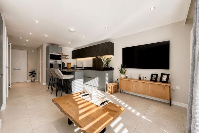 3, Henry Collins Close, Leicester photo 4