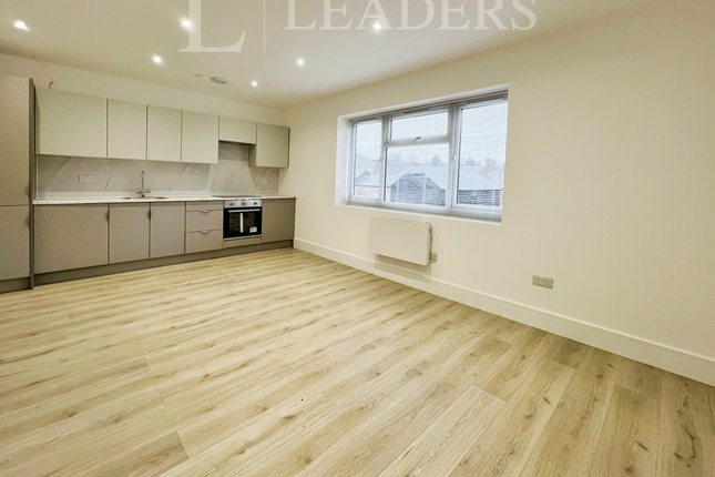 Flat 1, 3, Cornwalls Meadow, Cornwalls Meadow photo 2