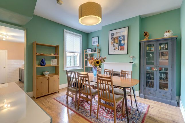 122 Engleheart Road, London photo 3