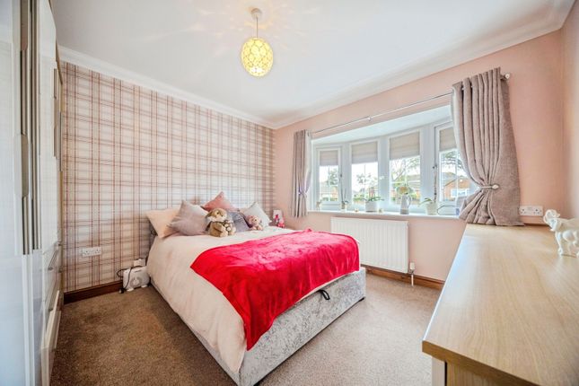 56, Shenley Road, Buckinghamshire photo 3