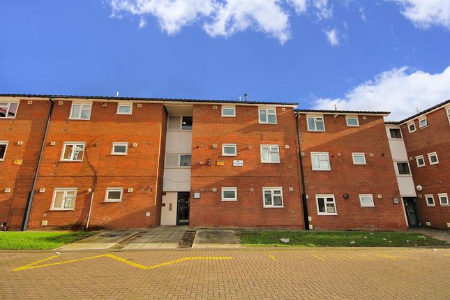 Thumbnail Flat for sale in Elleray Drive, Liverpool