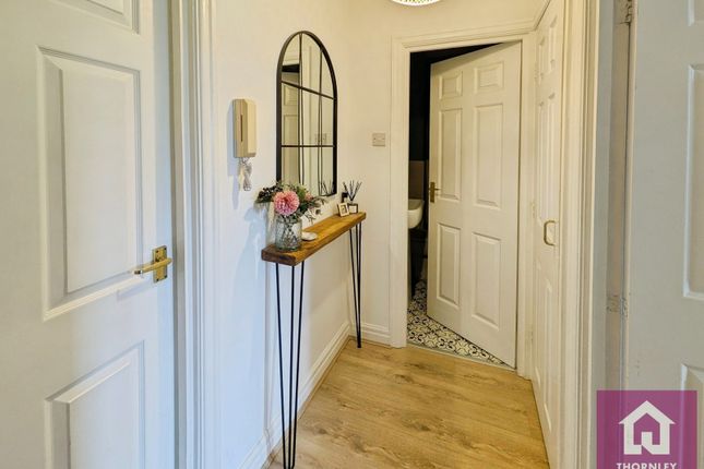 34, Cherry Blossom Court, Monton photo 4