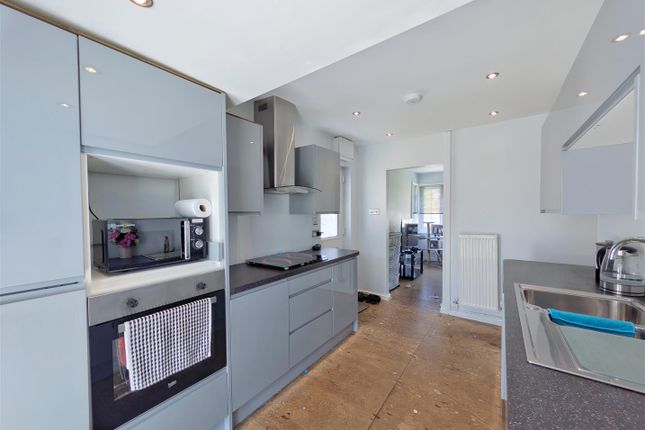 19, Baynhams Walk, Coleford photo 4