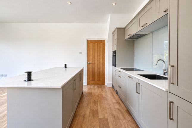 75 Ilfracombe Road, Southend-On-Sea photo 3