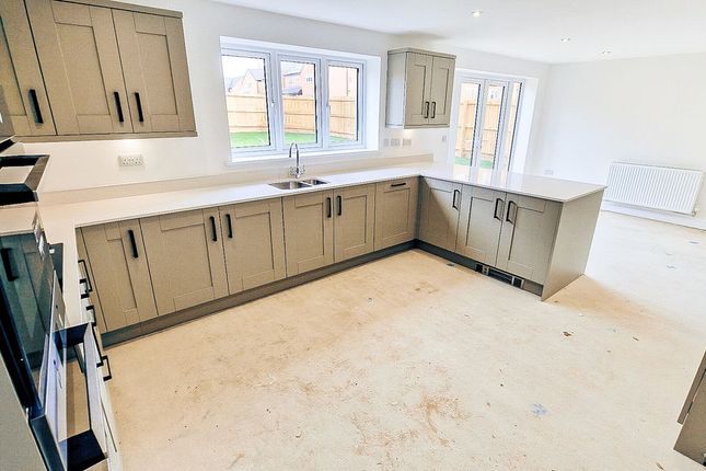Plot 213 - The Milford, Church Farm, Ripley photo 4