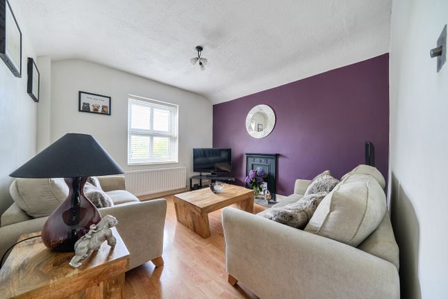 3c, Cobham Terrace, Greenhithe photo 2